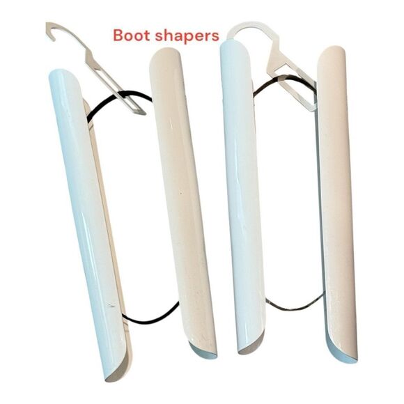 Boot Shapers white with hanger - Picture 2 of 4
